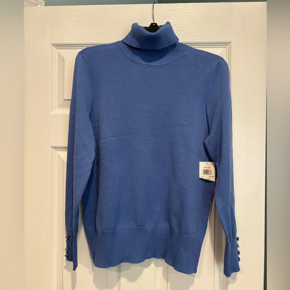 retrology Sweaters - Womens Retrology Long Button Sleeve Turtleneck Sweater, size medium